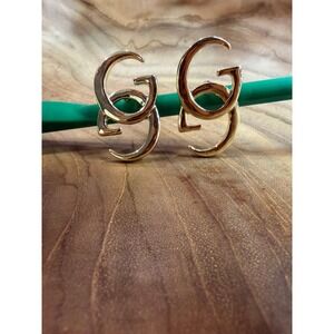 Gold Tone Interlocking Double G Geometric Earrings Modern Designer Style NEW